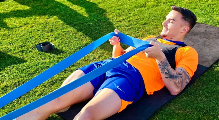 J9九游会官方网站-唯一新外援将是最大变数？阿尔瓦罗：费莱尼让我了解泰山|泰山队|山东泰山|马罗亚内·费莱尼|上海|佩德罗-阿尔瓦罗_新浪体育_新浪新闻